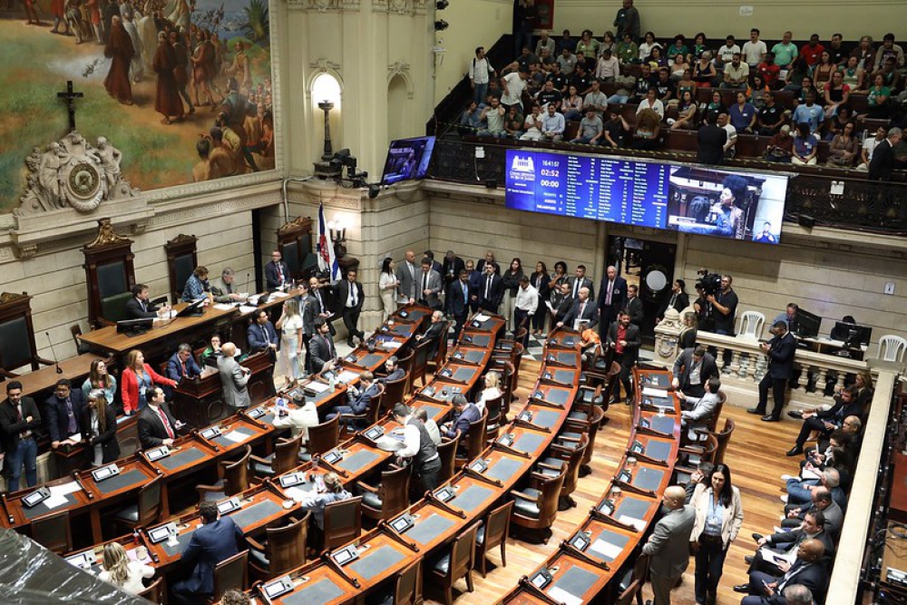 No momento, você está visualizando Regularização de imóveis – Câmara dos Vereadores aprovou, em definitivo, as novas regras para o licenciamento e a regularização de construções